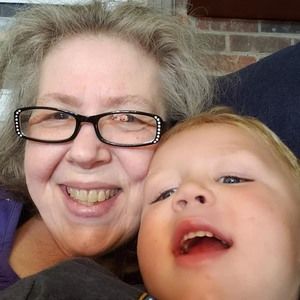 Meet your Posher, Tonia